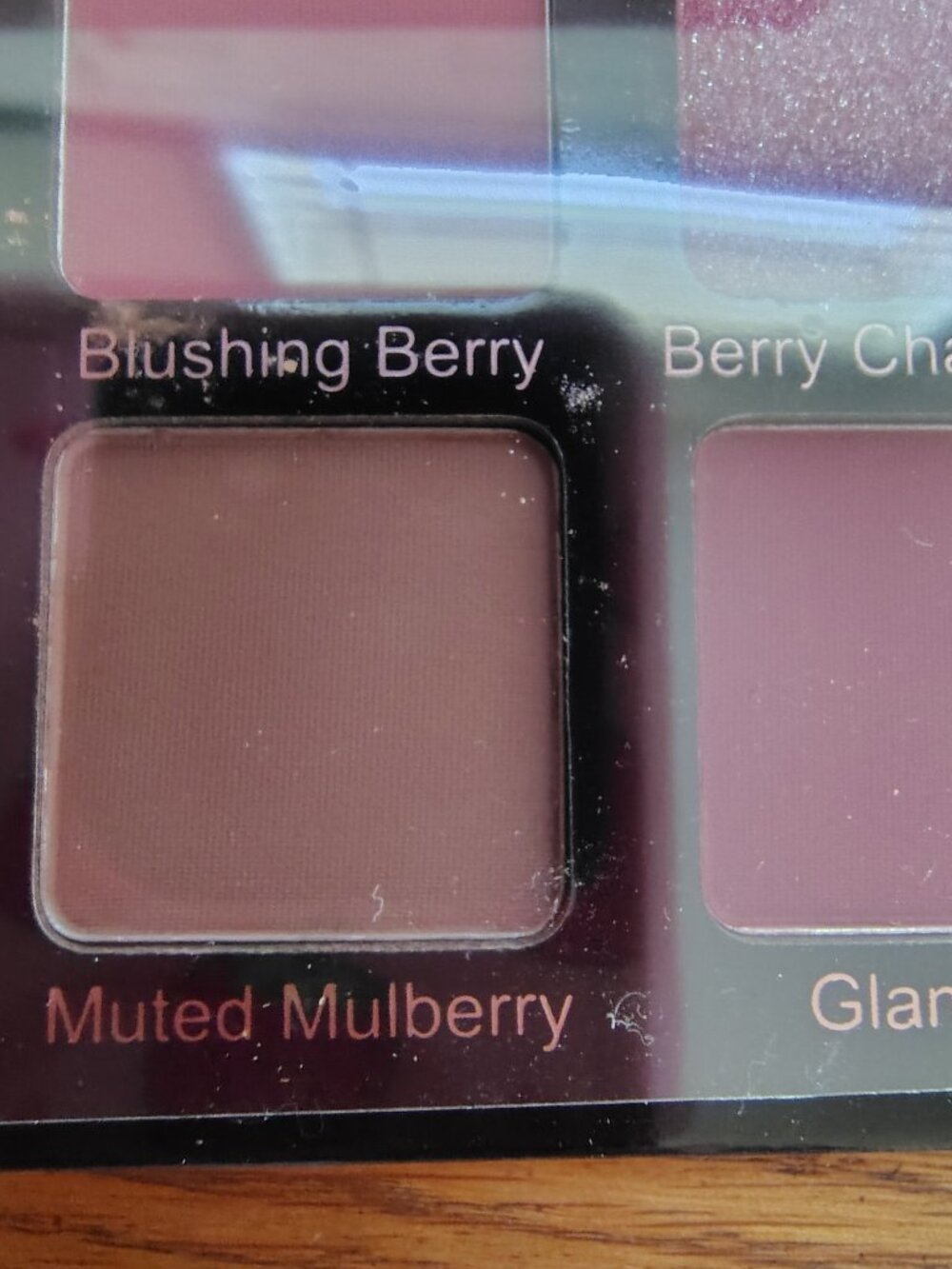 Berry Dreams NIB EYESHADOW Palette - Picture 5 of 8